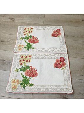 2 Vtg Embroidered Floral Tapestry Pier 1 Pink Spring Throw Pillow Covers READ